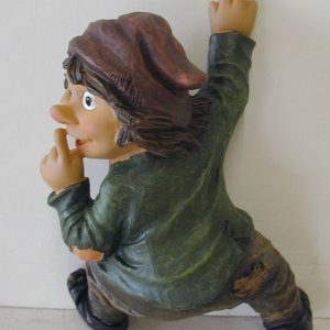 RESIN HANGING HOME & GARDEN FIGURE