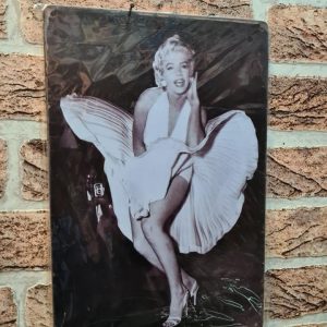TIN METAL SIGN
