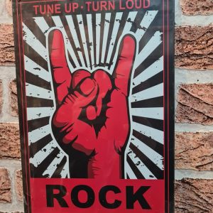 TIN METAL SIGN