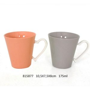 2 MODS MUGS WITH HEART HANDLE DESIGN