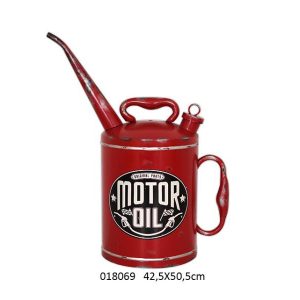 VINTAGE METAL OIL CAN WALL HANGER DESIGN