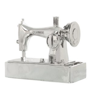 SILVER DESIGN VINTAGE SEWING MACHINE