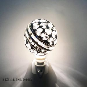 NIGHT LAMP. TIFFANY LAMP DESIGN